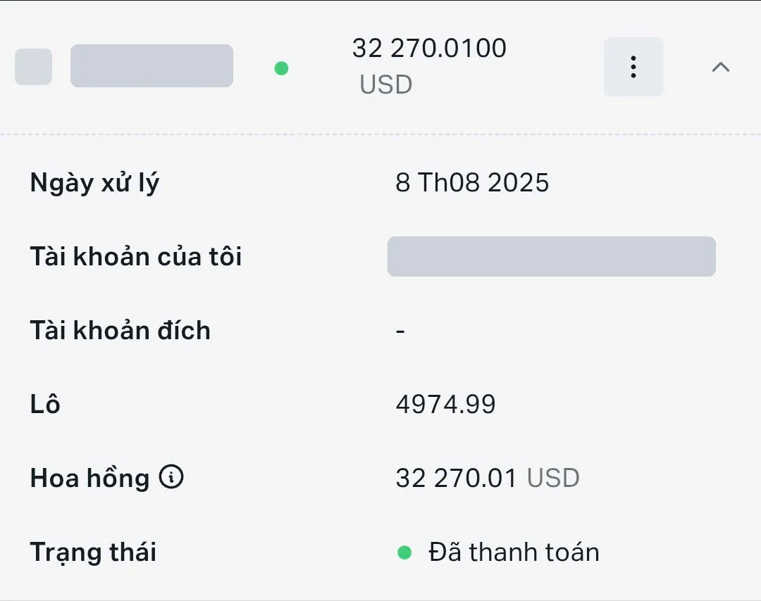 Exness commission of 32.270,01 USD for 4.974,99 lots, processed 08/08/2025, account numbers masked